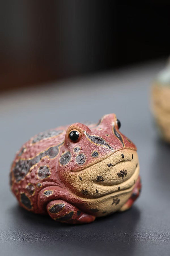 "Little Lucky Toad" | Handcrafted Yixing Duan Ni Tea Pet