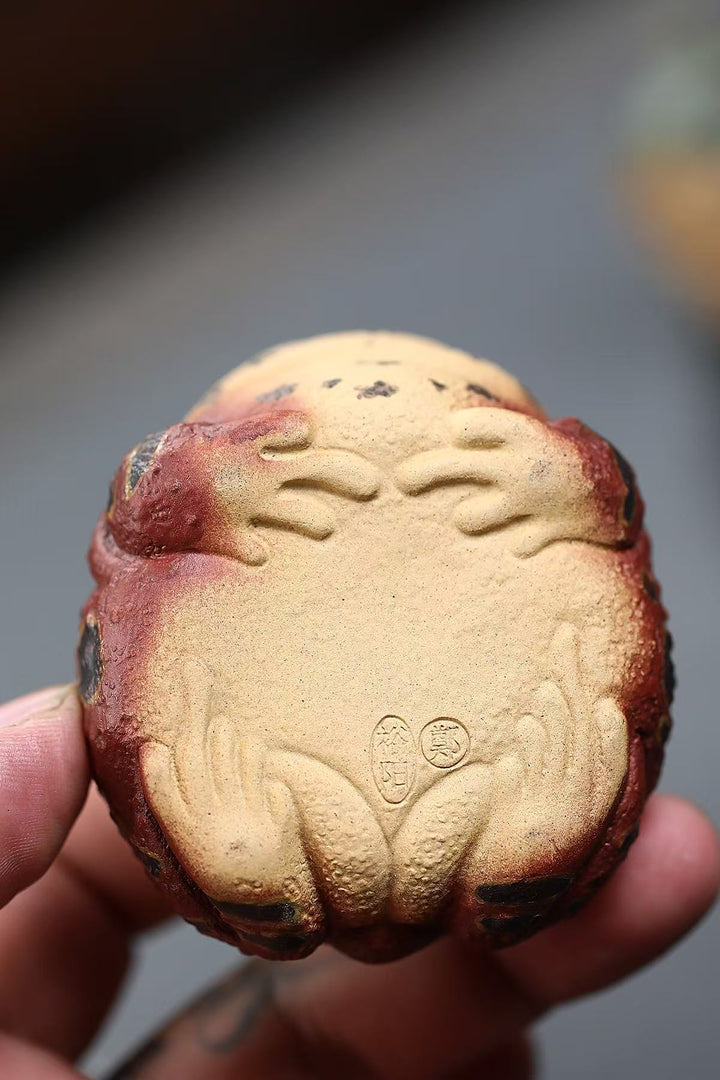 "Little Lucky Toad" | Handcrafted Yixing Duan Ni Tea Pet