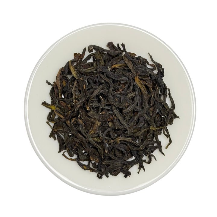 Phoenix Dancong Oolong Tea: Ya Shi Xiang ("Duck Shit" Aroma) - High Mountain Tea