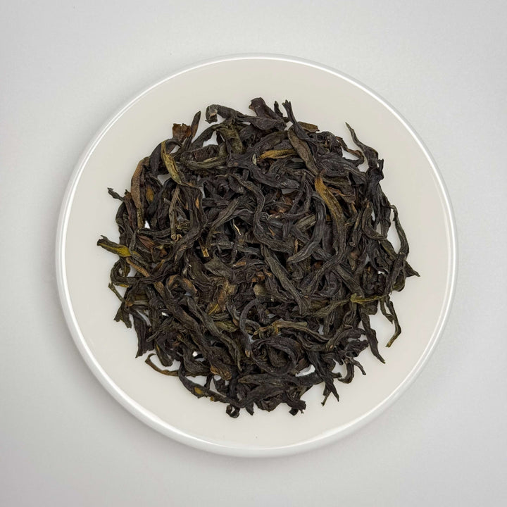 Phoenix Dancong Oolong Tea: Ya Shi Xiang ("Duck Shit" Aroma) - High Mountain Tea