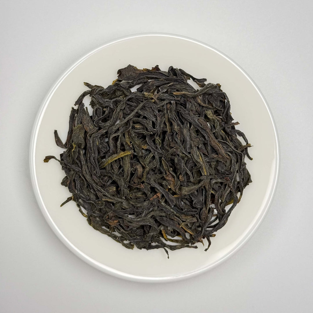 Phoenix Dancong Oolong: Da Wu Ye (Big Black Leaf)