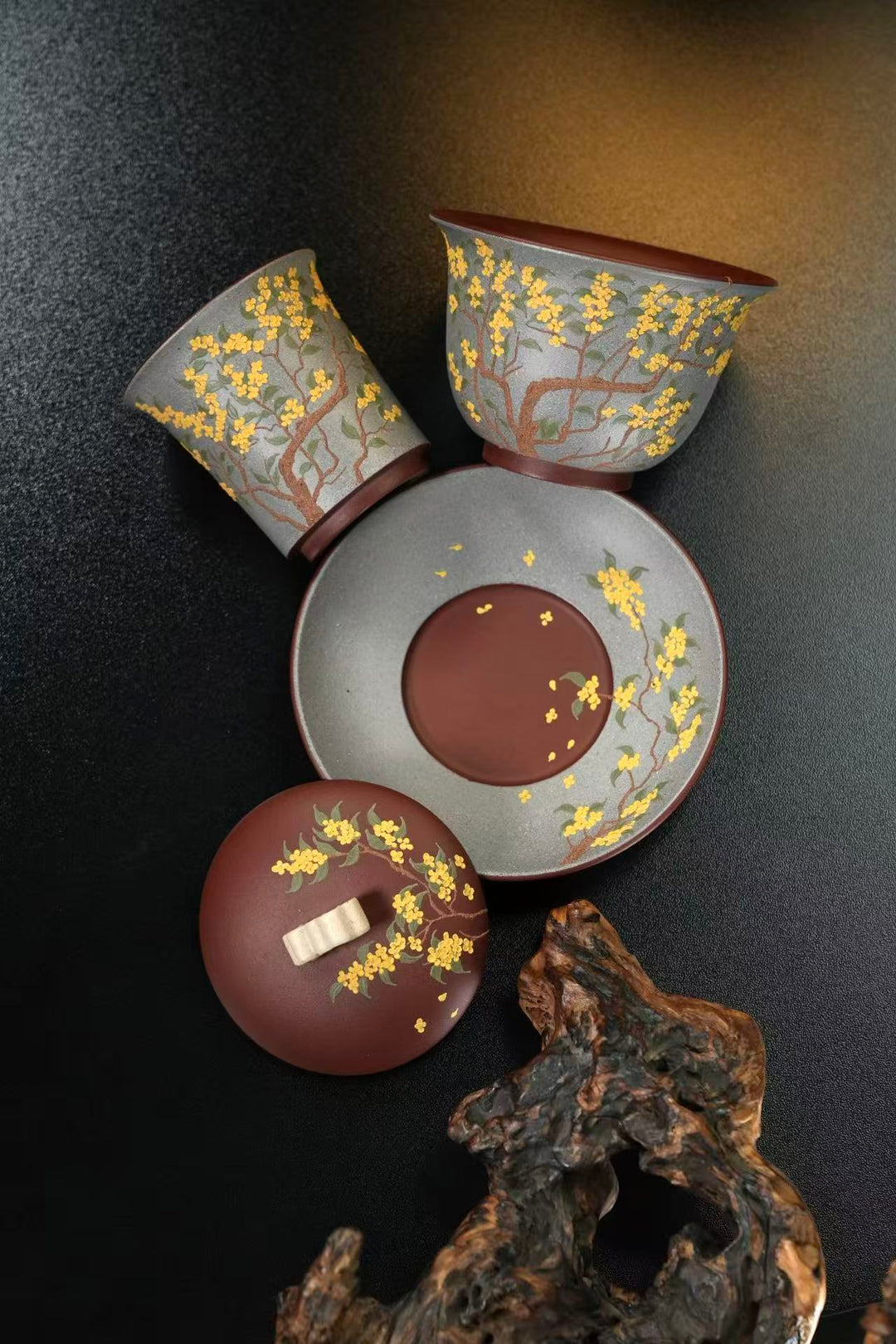 "Golden Laurel" Master Set | Handcrafted Yixing Zisha Gaiwan &amp; Cup | Premium Purple Clay Floral Art (Set of 2)