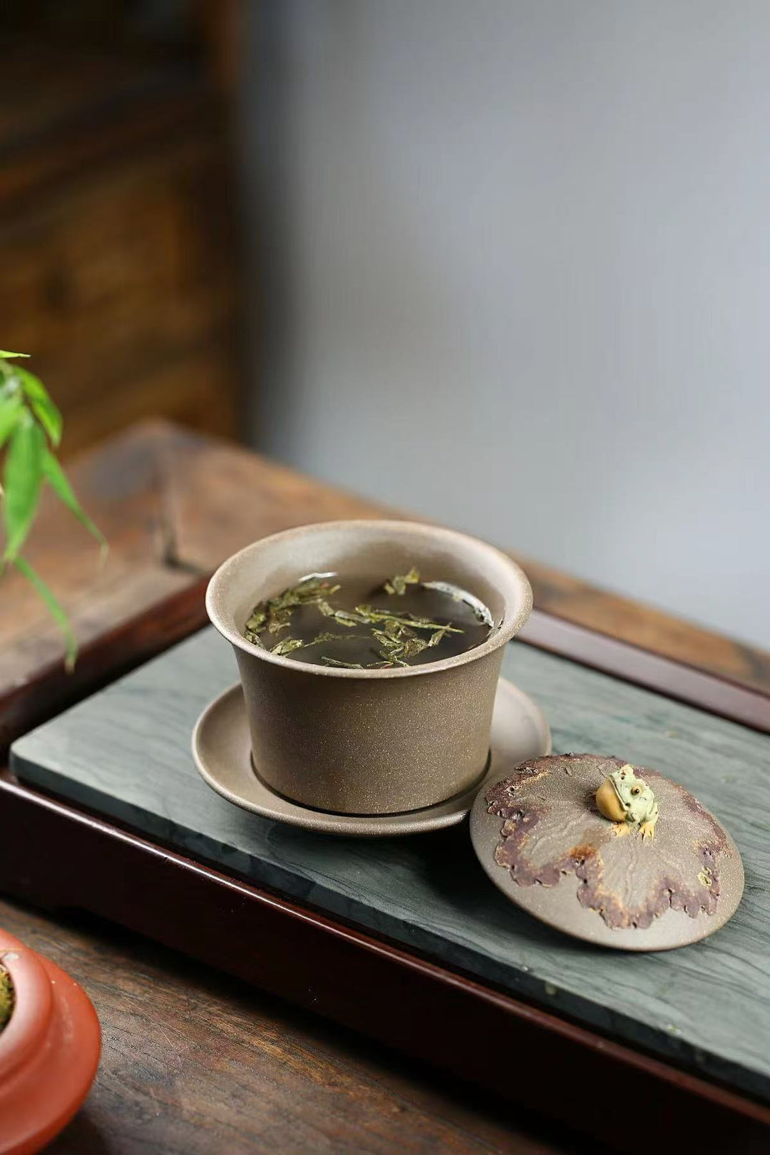 "Zen Listening" | Handcrafted Yixing Qingduan Ni Gaiwan | Sky-Gazing Frog Tea Bowl (180cc)