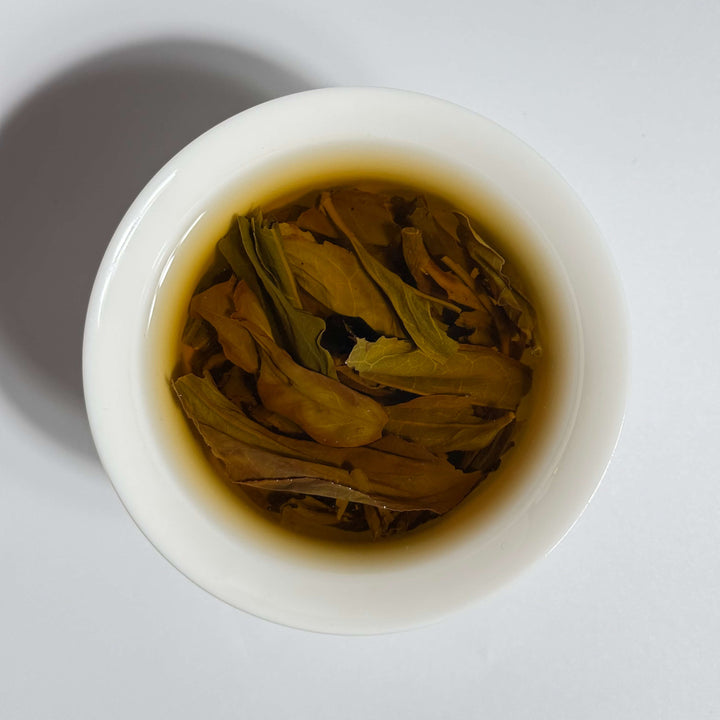 Phoenix Dancong Oolong Tea: Ya Shi Xiang ("Duck Shit" Aroma) - High Mountain Tea