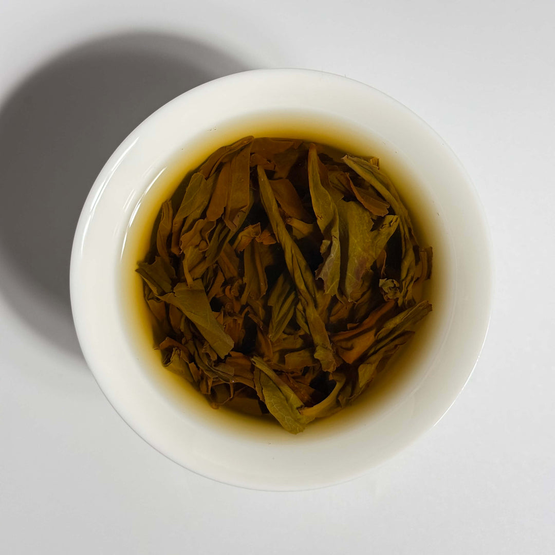 Phoenix Dancong Oolong Tea: Huang Zhi Xiang (Yellow Gardenia Aroma)