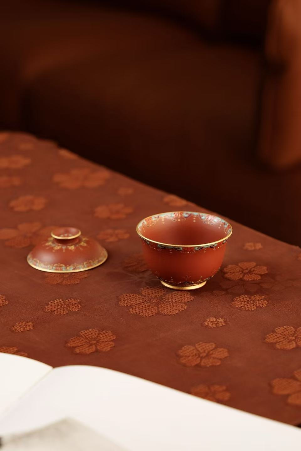 "Jingyuan Mini Ingot" | Handcrafted Enamel Art Yixing Zisha Gaiwan | Auspicious Wealth Symbol (100cc)