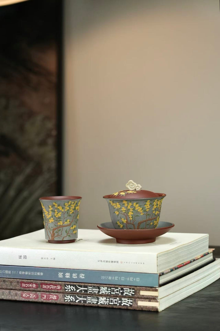 "Golden Laurel" Master Set | Handcrafted Yixing Zisha Gaiwan &amp; Cup | Premium Purple Clay Floral Art (Set of 2)